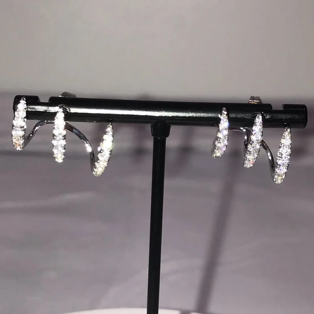 Unbranded trendy claws
